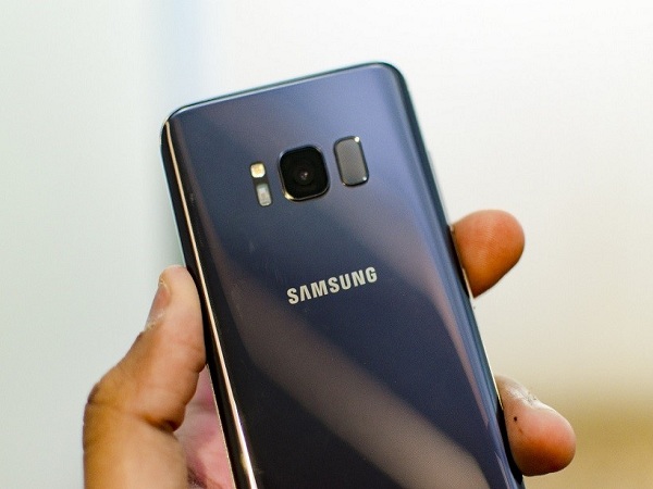 Samsung Galaxy S8 Plus là dòng điện thoại có lượng pin đến 18 giờ sử dụng