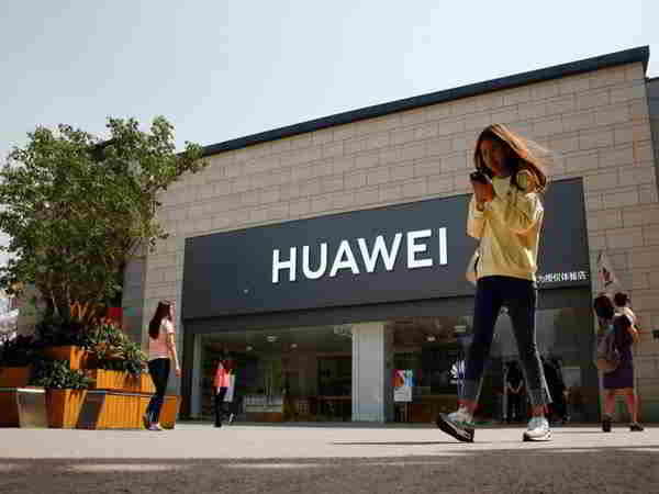 Apple chịu ảnh hưởng sau khi Mỹ ban hành lệnh cấm Huawei 