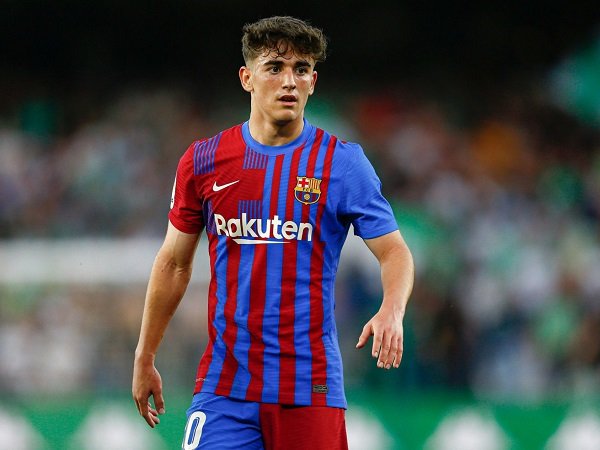 Chuyển nhượng 14/6: Man City đổi cầu thủ với Barcelona