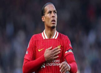 Tin chuyển nhượng: Van Dijk đồng ý gia hạn với Liverpool