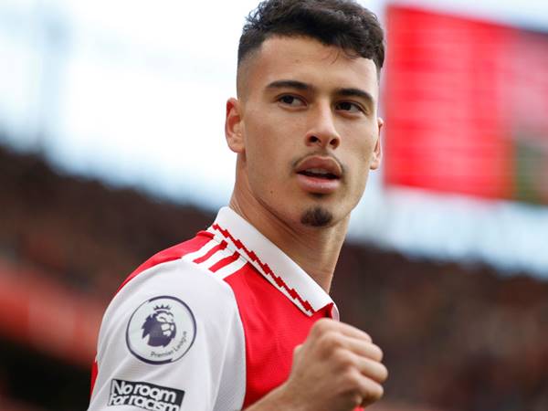 Chuyển nhượng Arsenal: Martinelli nguy cơ mất suất đá chính