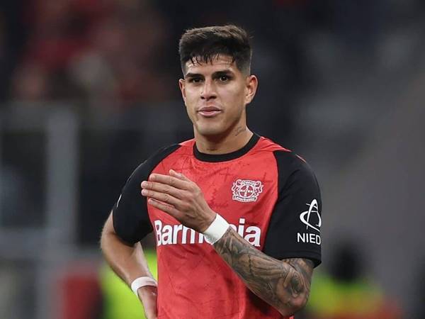 Chuyển nhượng 28/8: Arsenal thúc đẩy thương vụ Piero Hincapie