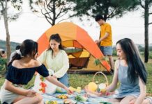 Ý nghĩa giấc mơ đi chơi trong từng trường hợp và số gì may? Nằm mơ thấy đi chơi với bạn