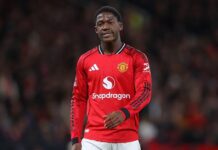 Chuyển nhượng MU: Napoli lưỡng lự thương vụ Mainoo Chuyển nhượng MU: Napoli lưỡng lự thương vụ Mainoo