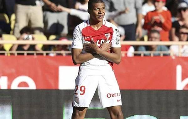 Mbappe số áo